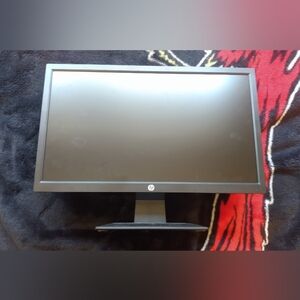 HP MONITOR